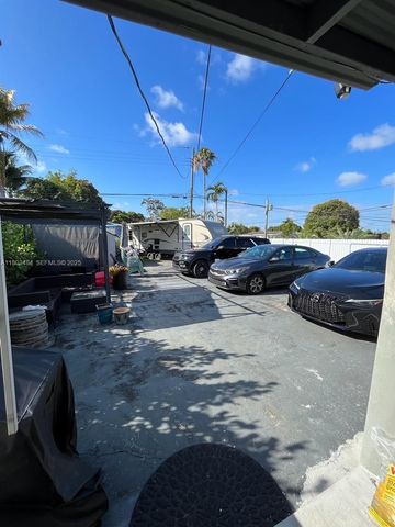 3195 W 10th Avenue, Hialeah, FL 33012