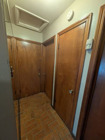 7759 S Indiana Avenue, Chicago, IL 60619