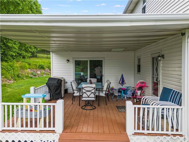 371 Annuity Dr, South Franklin, PA 15301