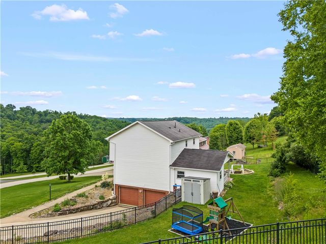 371 Annuity Dr, South Franklin, PA 15301