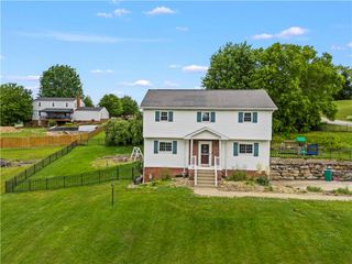 371 Annuity Dr, South Franklin, PA 15301