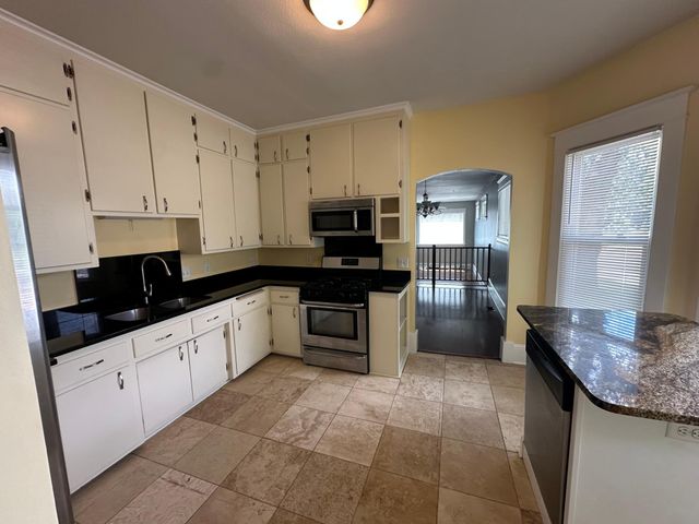 1701 Lowry Avenue NE, Minneapolis, MN 55418
