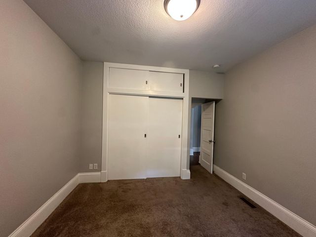 1701 Lowry Avenue NE, Minneapolis, MN 55418