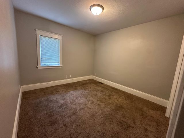 1701 Lowry Avenue NE, Minneapolis, MN 55418