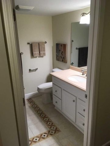 1701 Lowry Avenue NE, Minneapolis, MN 55418