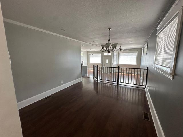 1701 Lowry Avenue NE, Minneapolis, MN 55418