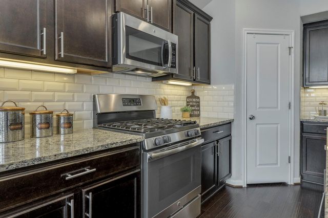 5861 Casstello DR, Round Rock, TX 78665