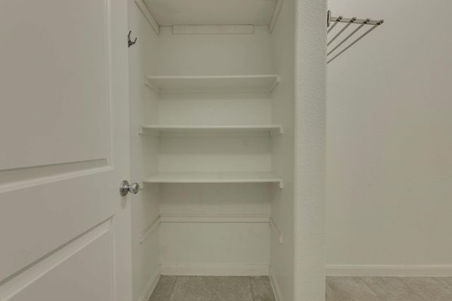 5861 Casstello DR, Round Rock, TX 78665