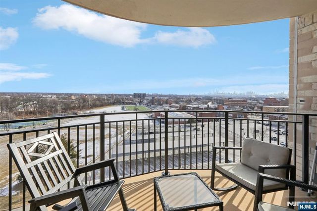 150 Overlook Avenue 7F, Hackensack, NJ 07601