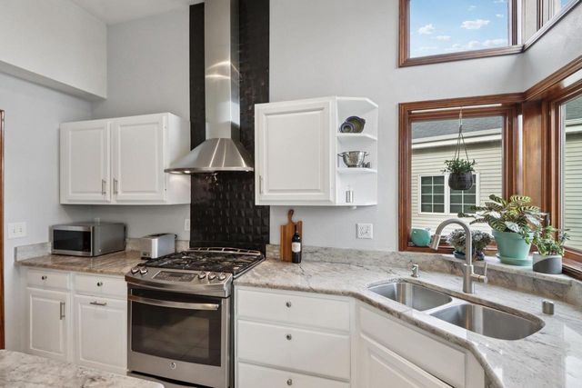 5735 Longford Terrace, Fitchburg, WI 53711