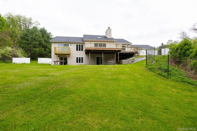 921 W Dover Road, Pawling, NY 12564