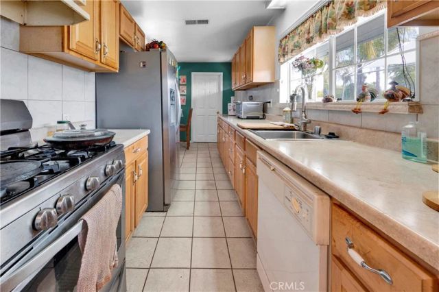 41105 Stetson, Hemet, CA 92544