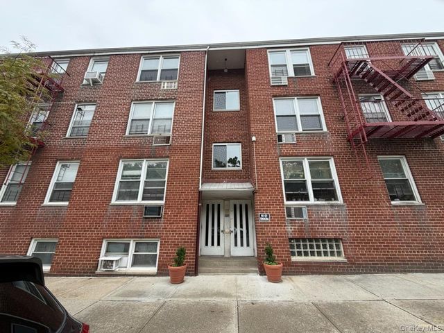 134-05 Dahlia Avenue 1Fl, Flushing, NY 11355
