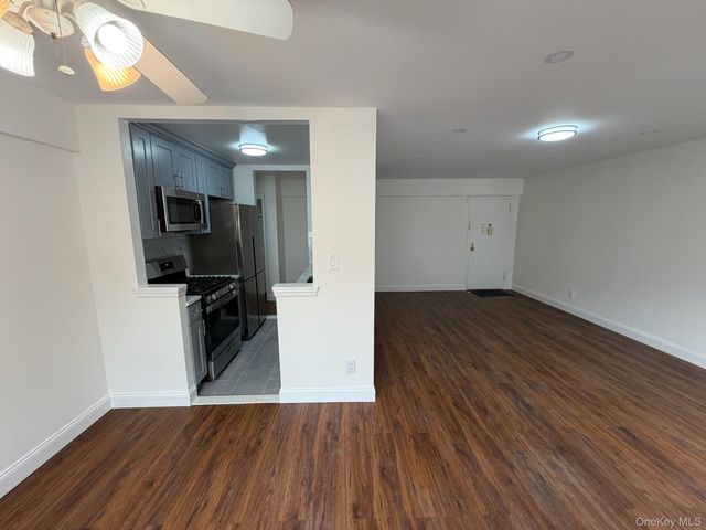 134-05 Dahlia Avenue 1Fl, Flushing, NY 11355