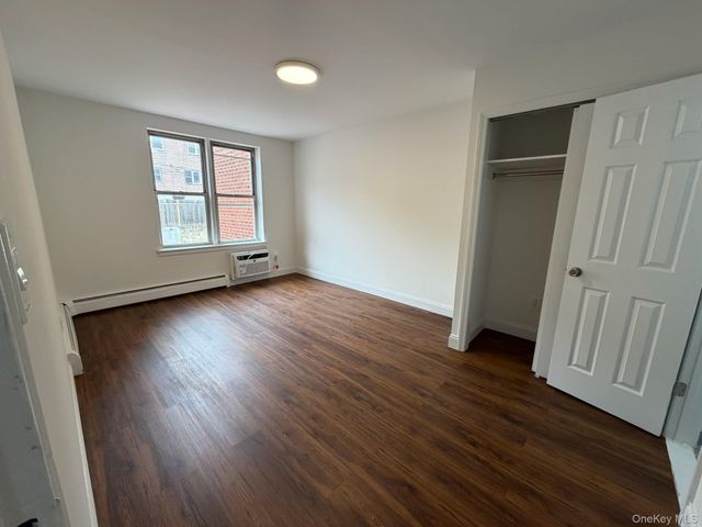 134-05 Dahlia Avenue 1Fl, Flushing, NY 11355