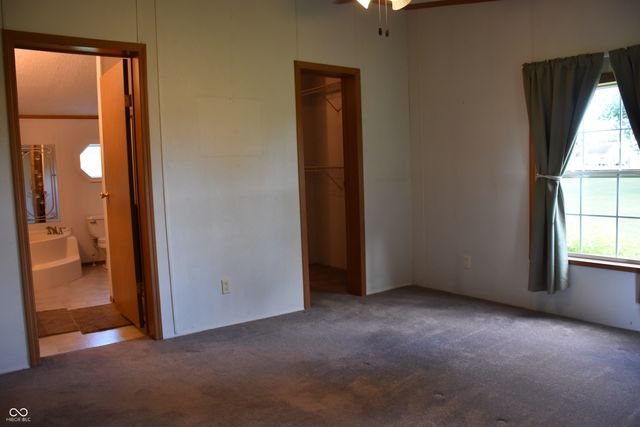 7495 Meadowview Lane, Martinsville, IN 46151