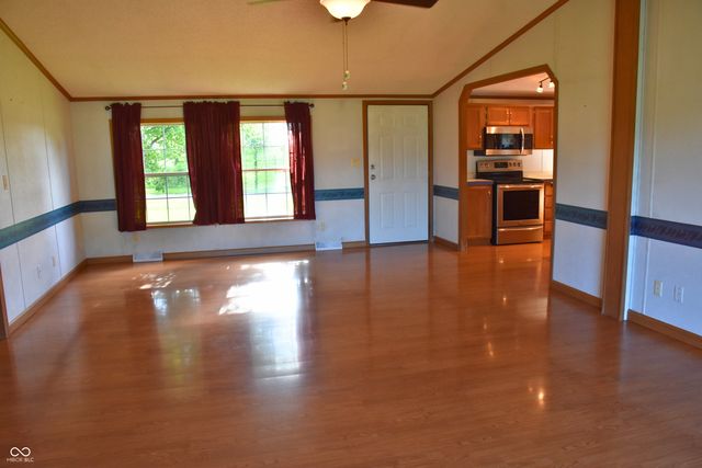 7495 Meadowview Lane, Martinsville, IN 46151