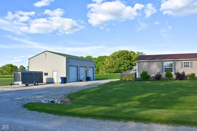 7495 Meadowview Lane, Martinsville, IN 46151
