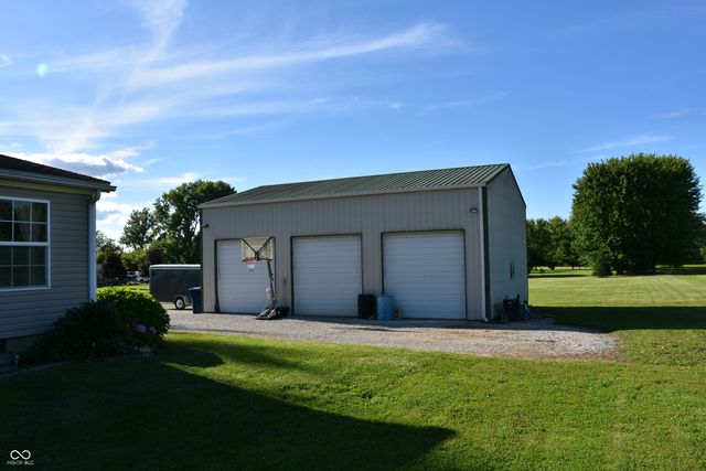 7495 Meadowview Lane, Martinsville, IN 46151