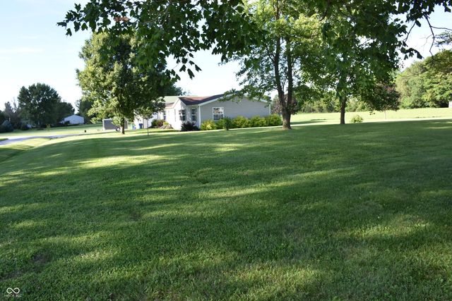 7495 Meadowview Lane, Martinsville, IN 46151