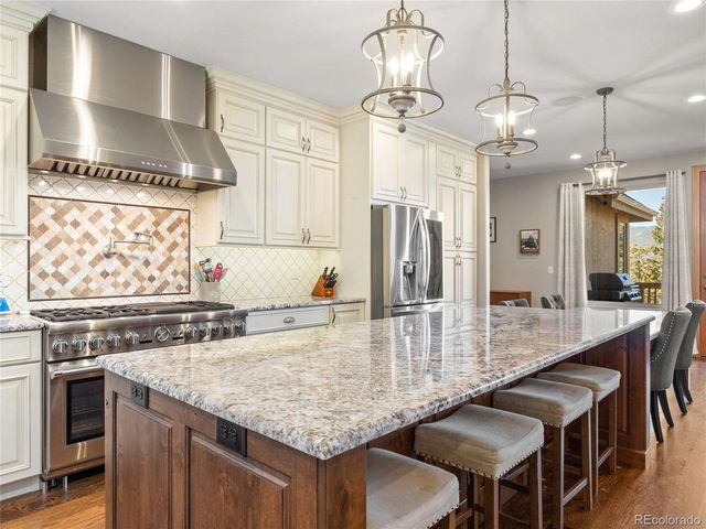 6913 Granite Crag Cir, Evergreen, CO 80439