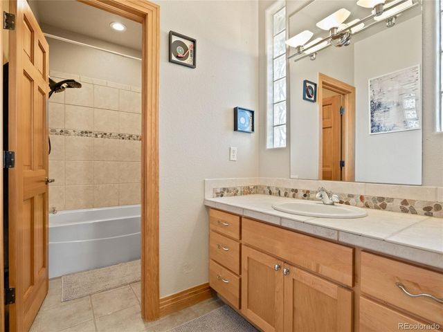 6913 Granite Crag Cir, Evergreen, CO 80439