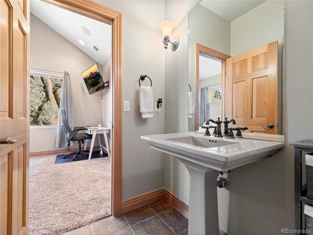 6913 Granite Crag Cir, Evergreen, CO 80439