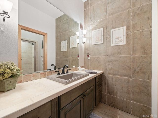 6913 Granite Crag Cir, Evergreen, CO 80439