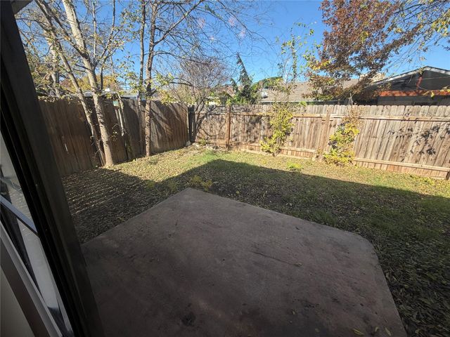 4702 Rocking Chair RD, Austin, TX 78744