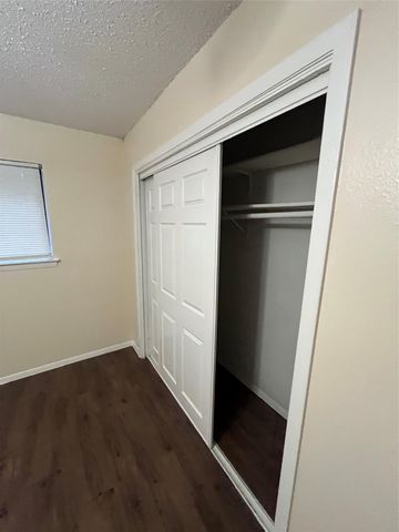 4702 Rocking Chair RD, Austin, TX 78744