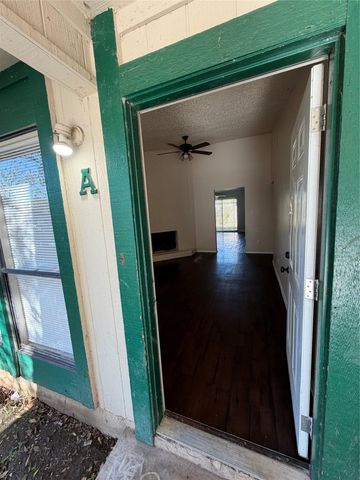 4702 Rocking Chair RD, Austin, TX 78744