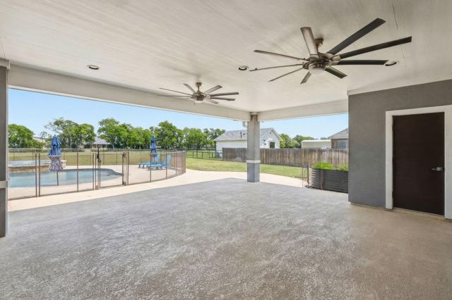 4203 Majestic Drive, Baytown, TX 77523