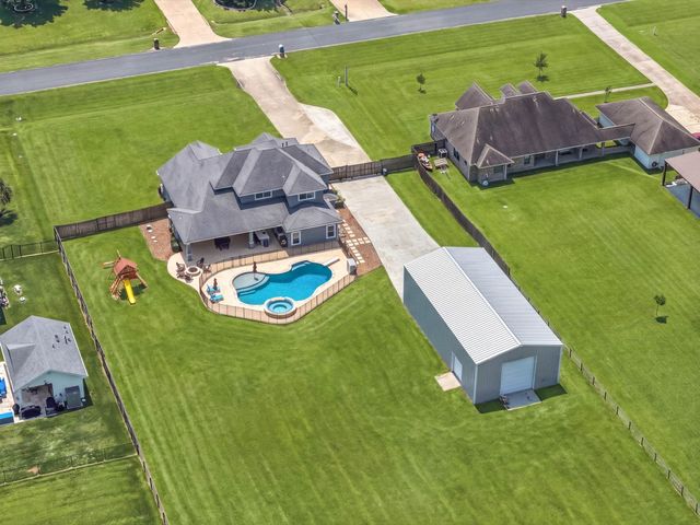 4203 Majestic Drive, Baytown, TX 77523