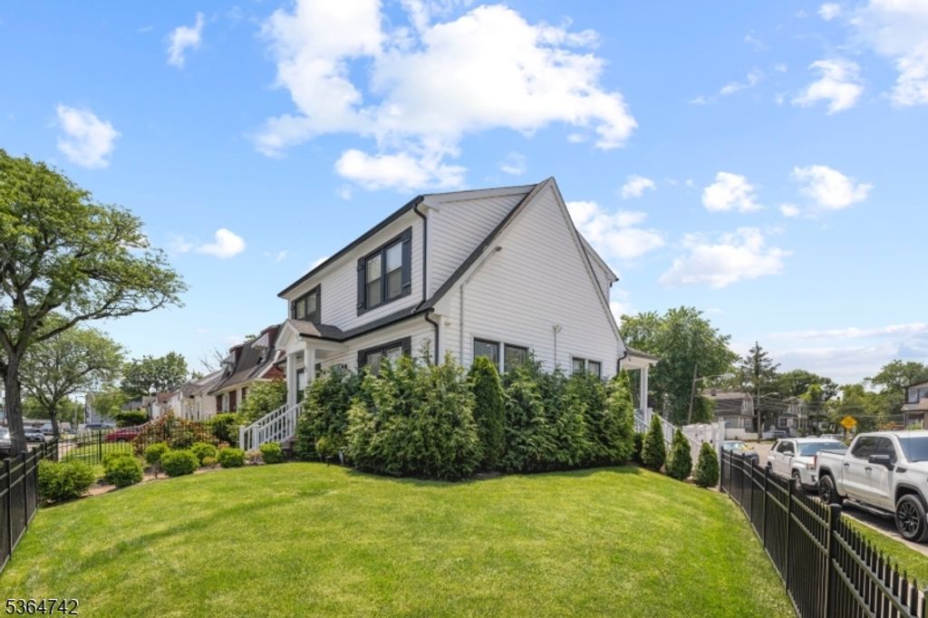65 Delmar Pl, Irvington Twp., NJ 07111