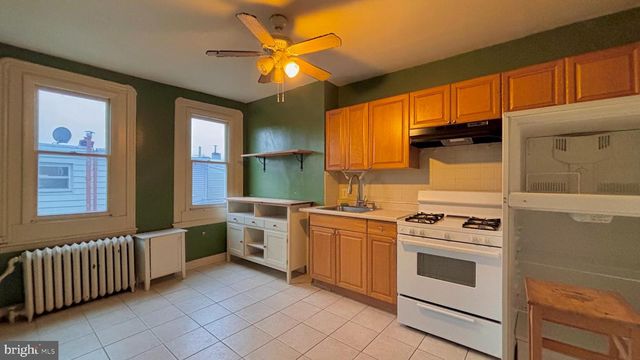 1130 JACKSON ST, Philadelphia, PA 19148