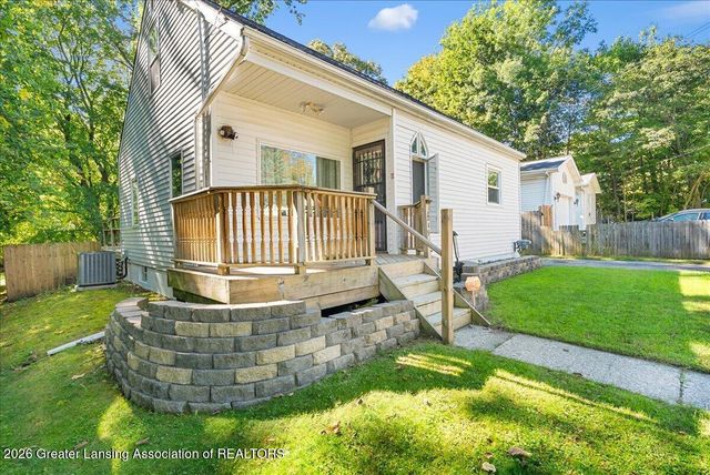 1219 Victor Avenue, Lansing, MI 48910