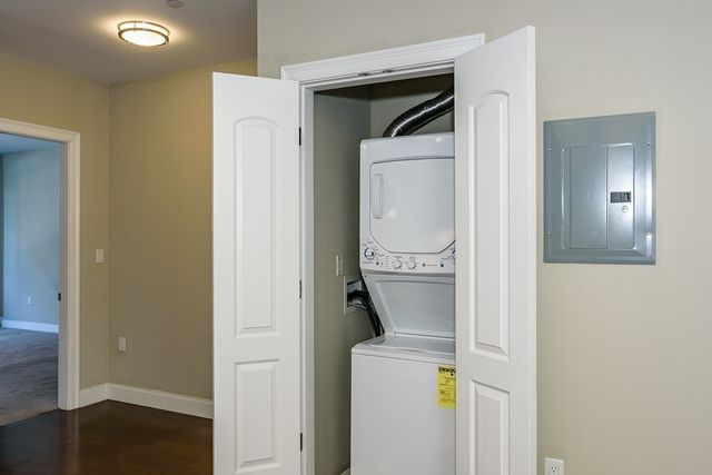 11 West Broadway 205, Boston, MA 02127