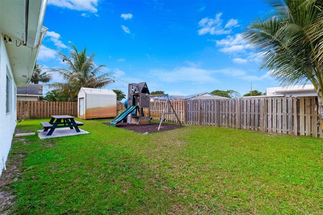 6705 E Westwood Boulevard, Fort Lauderdale, FL 33321