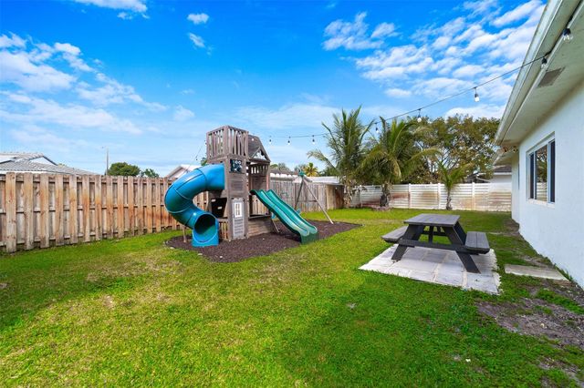 6705 E Westwood Boulevard, Fort Lauderdale, FL 33321