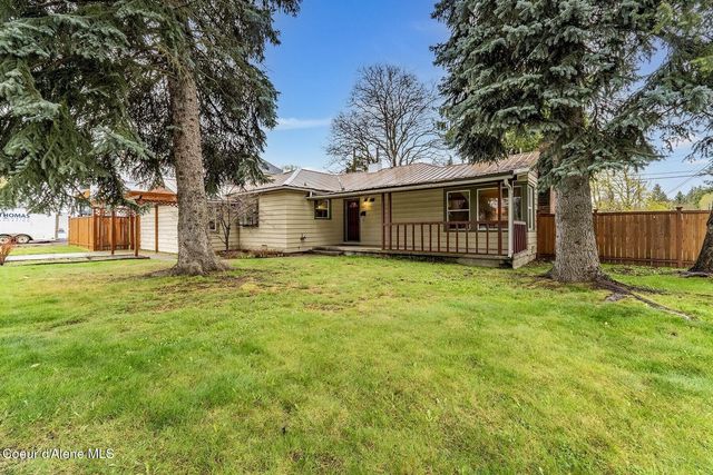 1421 E St Maries Ave, Coeur d'Alene, ID 83814 property photo