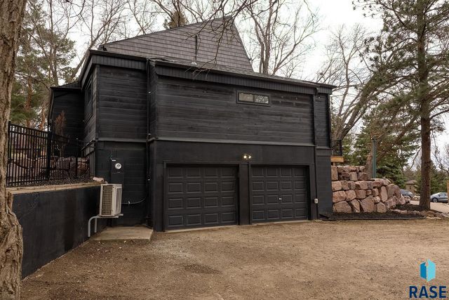 2320 S Southeastern Ave Avenue, Sioux Falls, SD 57103