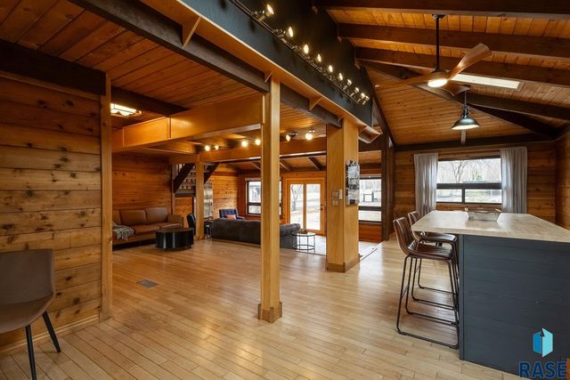 2320 S Southeastern Ave Avenue, Sioux Falls, SD 57103