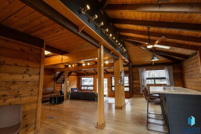 2320 S Southeastern Ave Avenue, Sioux Falls, SD 57103