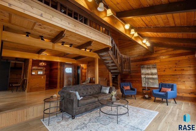 2320 S Southeastern Ave Avenue, Sioux Falls, SD 57103