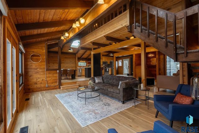 2320 S Southeastern Ave Avenue, Sioux Falls, SD 57103