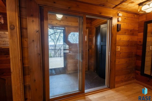 2320 S Southeastern Ave Avenue, Sioux Falls, SD 57103