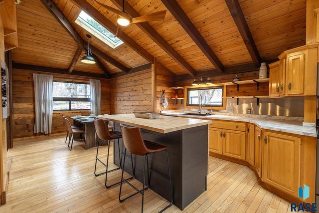 2320 S Southeastern Ave Avenue, Sioux Falls, SD 57103