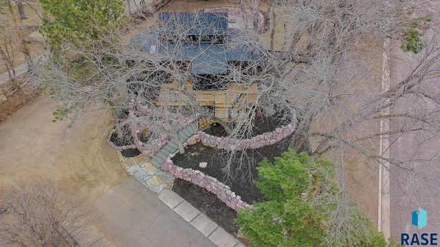 2320 S Southeastern Ave Avenue, Sioux Falls, SD 57103