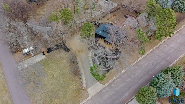 2320 S Southeastern Ave Avenue, Sioux Falls, SD 57103