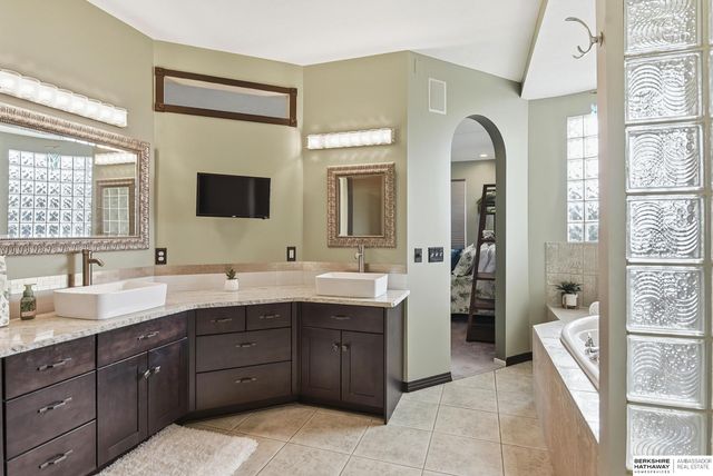 1119 Ponderosa Drive, Fremont, NE 68025